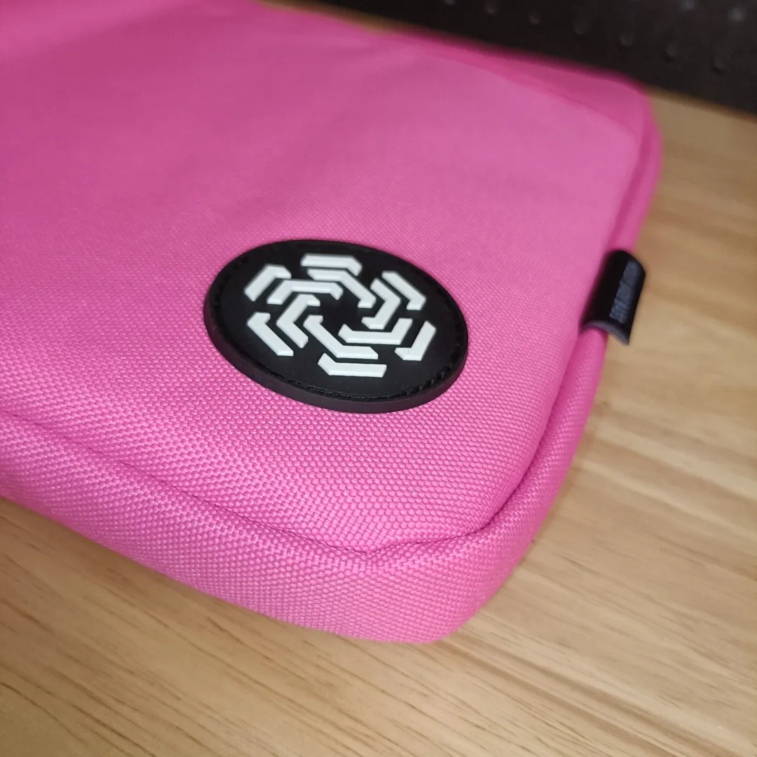 15-16 inch High Quality Student Laptop Sleeve with Retractable Handle - Fluorescent Pink