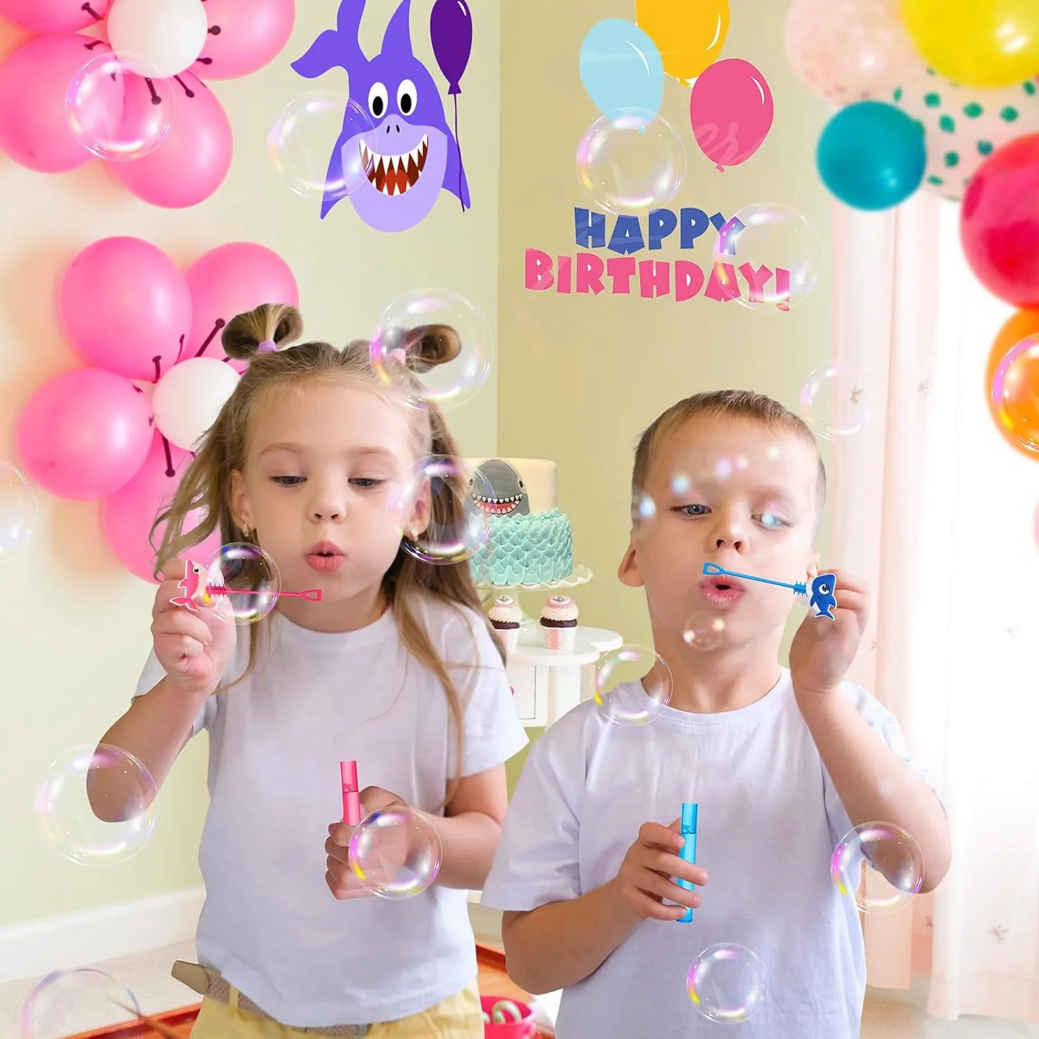 AFZMON 24Pcs Shark Party Favors Bubble Wands for Kids, Under The Sea Mini Bubbles Wand Toys, Ocean Birthday Party Supplies Goodie Gift Bag Stuffers Pinata Classroom Prizes