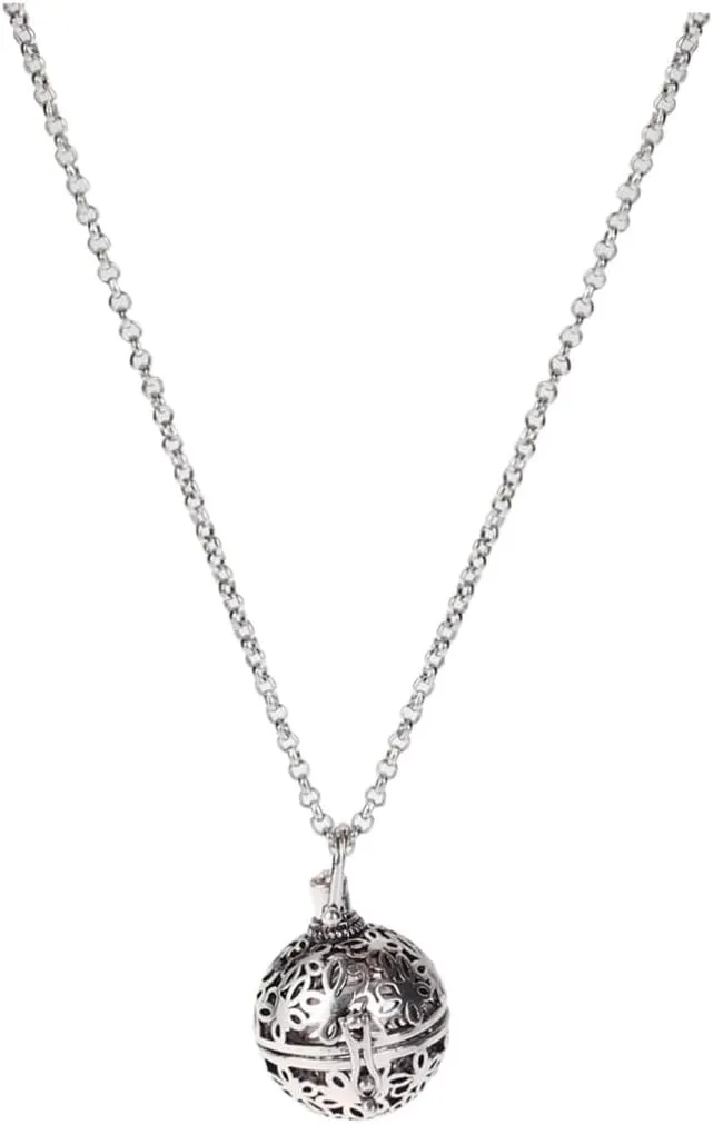 Aromatherapy Necklace Round Diffuser Locket Jewelry Antique Silver Hollow Design Stylish Pendant for Unique