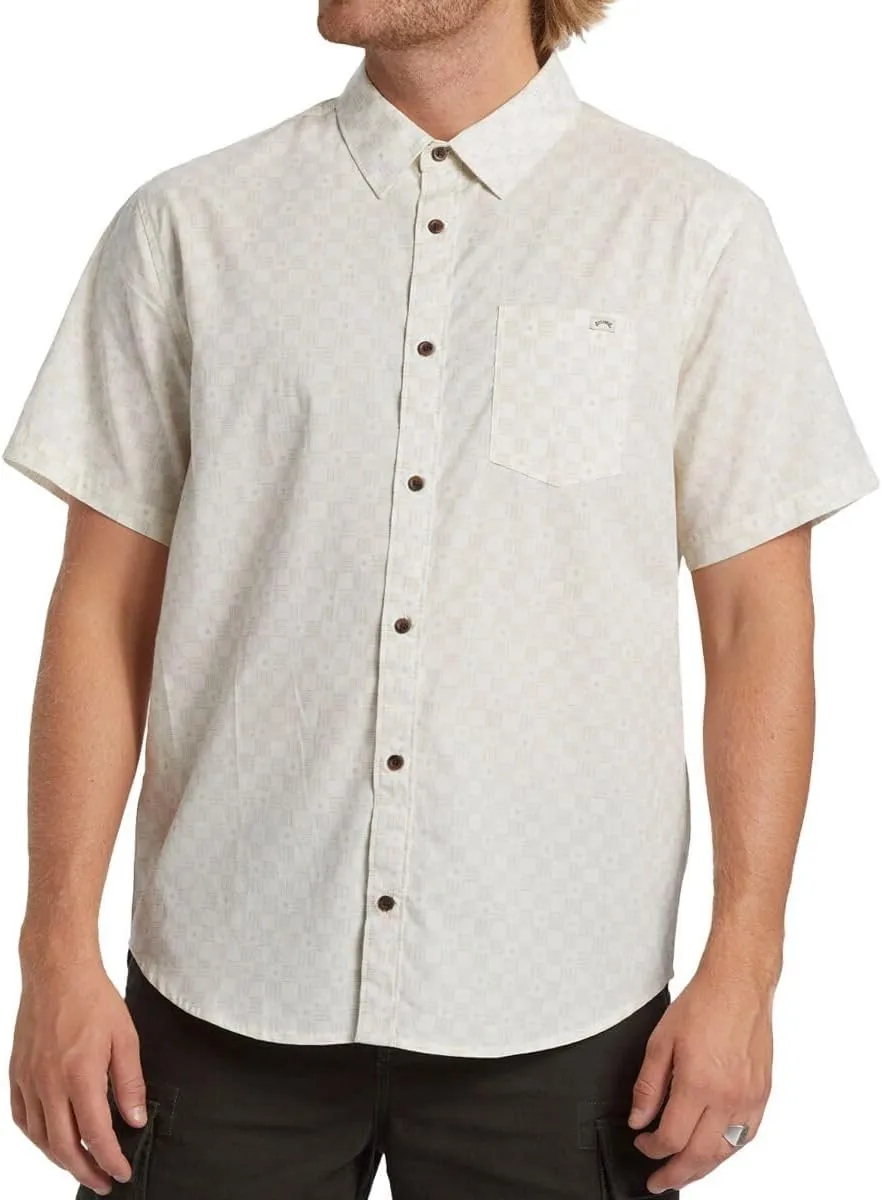 Billabong Men's Classic Sundays Woven Short Sleeve Shirt