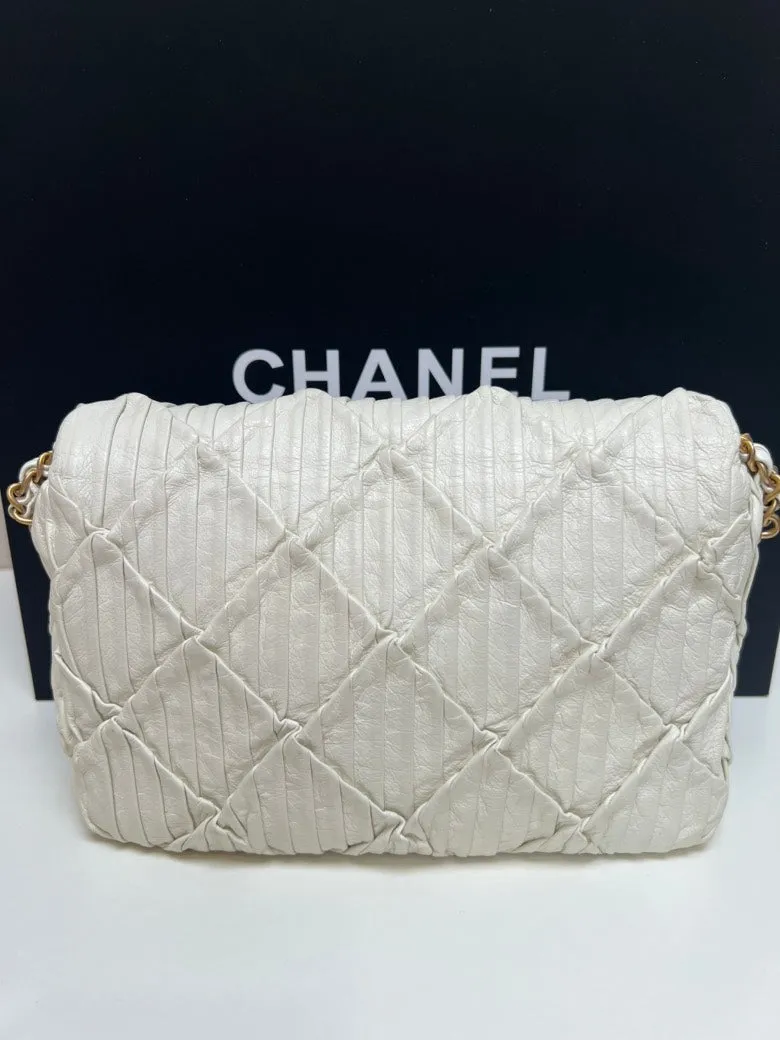 CHANEL Quilted Flap Bag White Leather Shoulder Bag