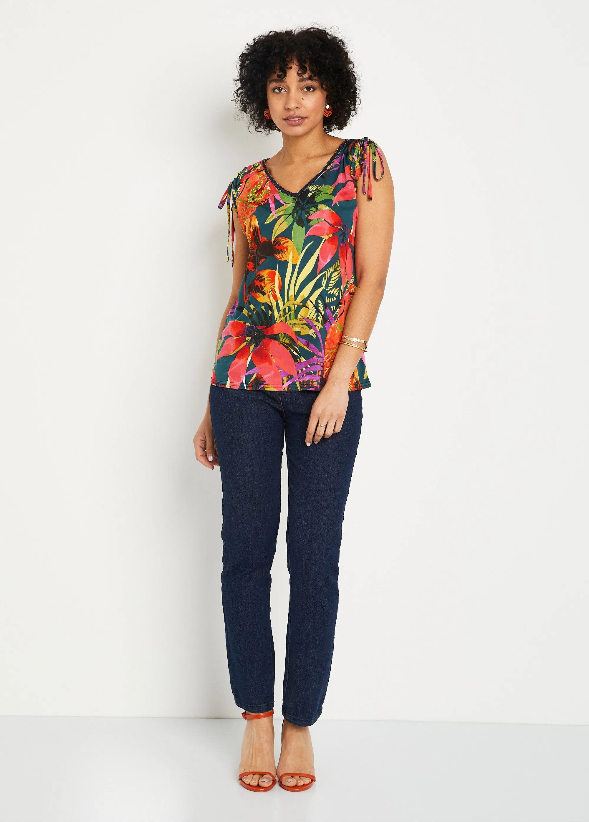 Exotic pattern t-shirt with shoulder ties