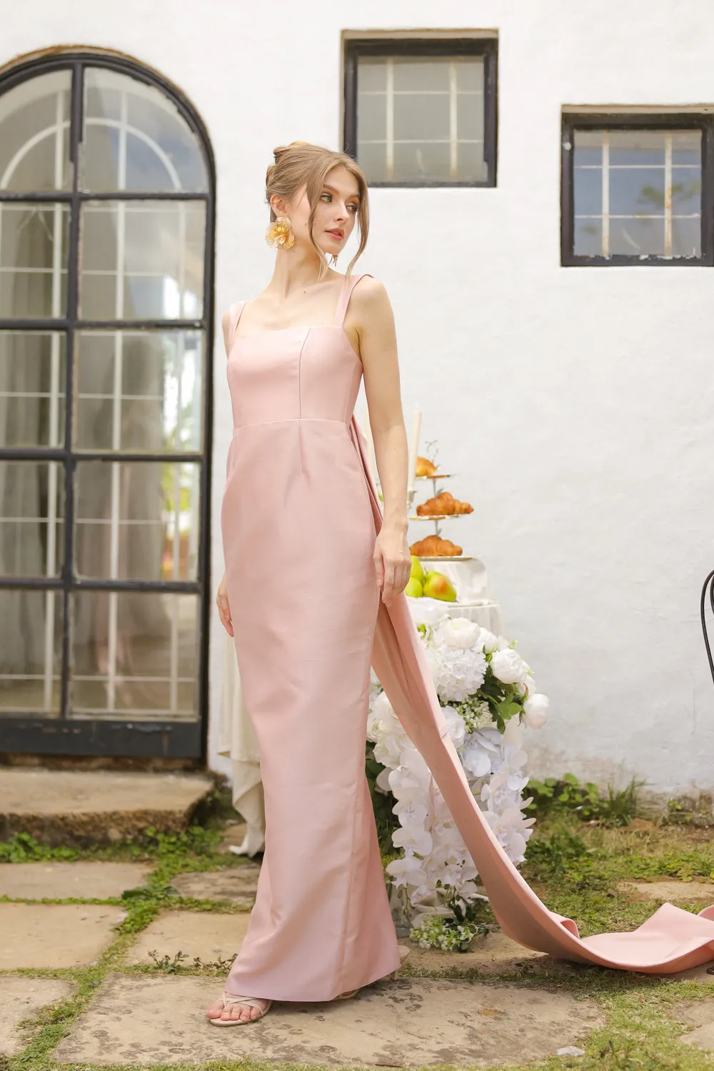 GABRIELA Strappy Straight Cut Gown with Detachable Bow Trail (Blush Gazaar)