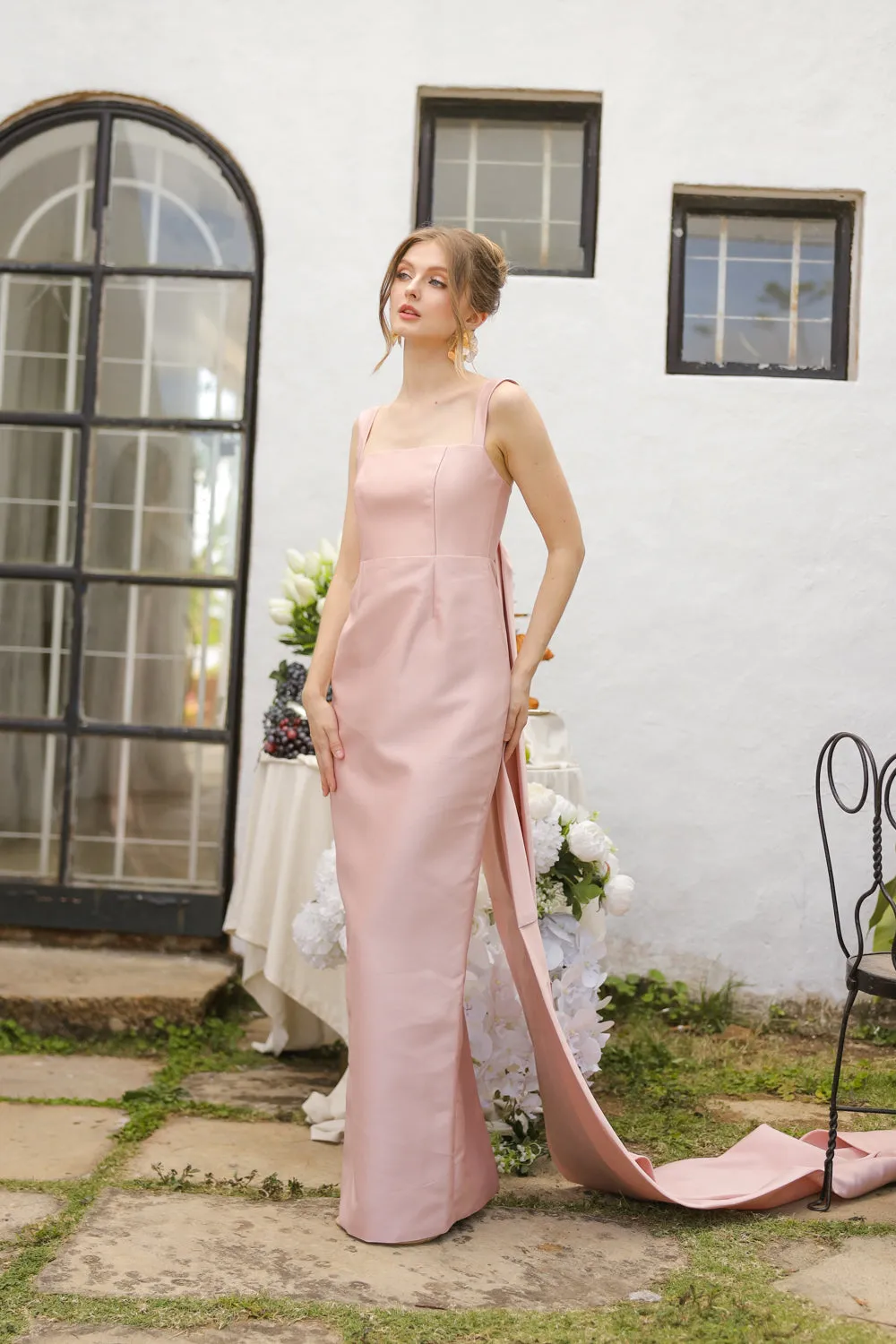GABRIELA Strappy Straight Cut Gown with Detachable Bow Trail (Blush Gazaar)
