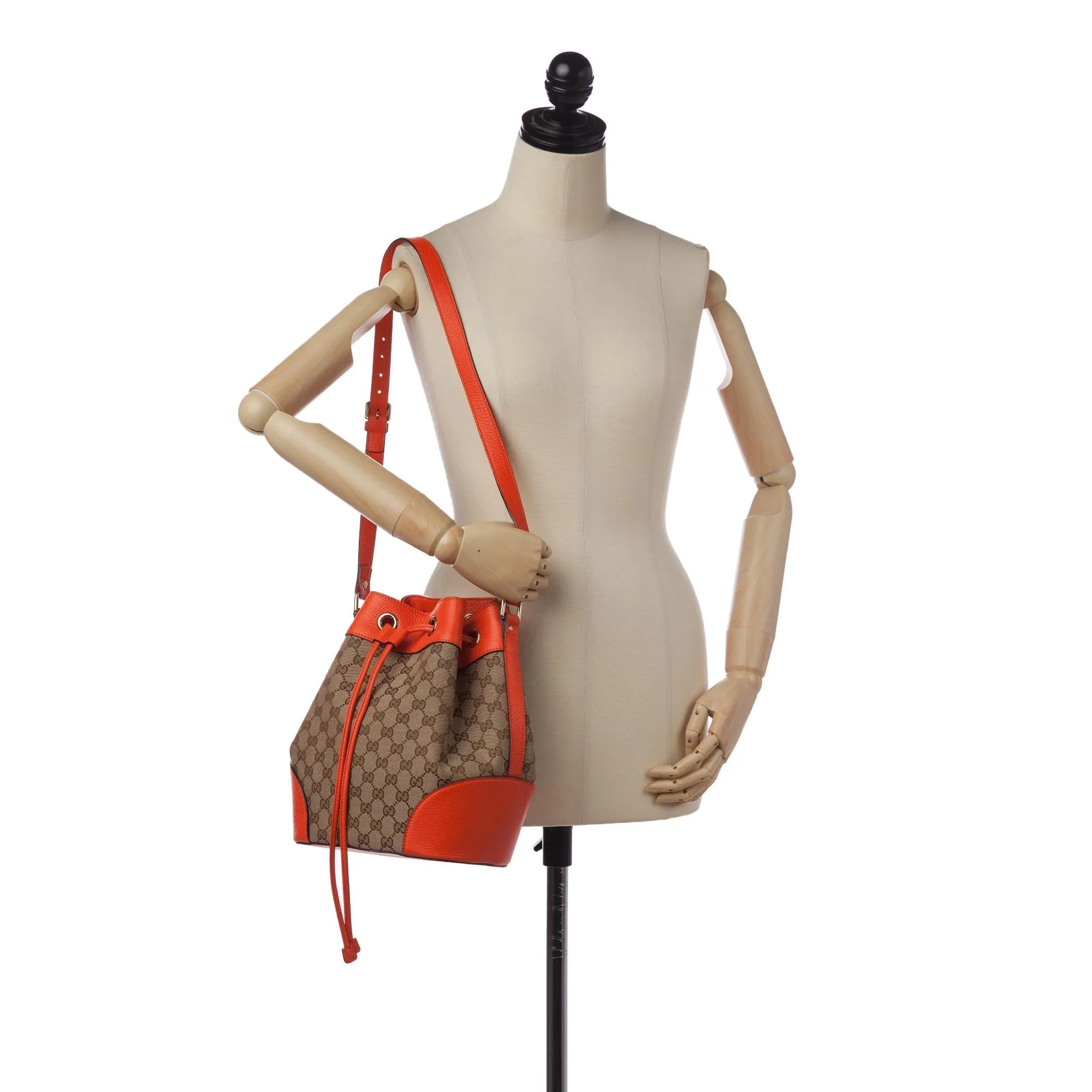 Gucci GG Canvas Drawstring Bucket Bag (SHG-34536)