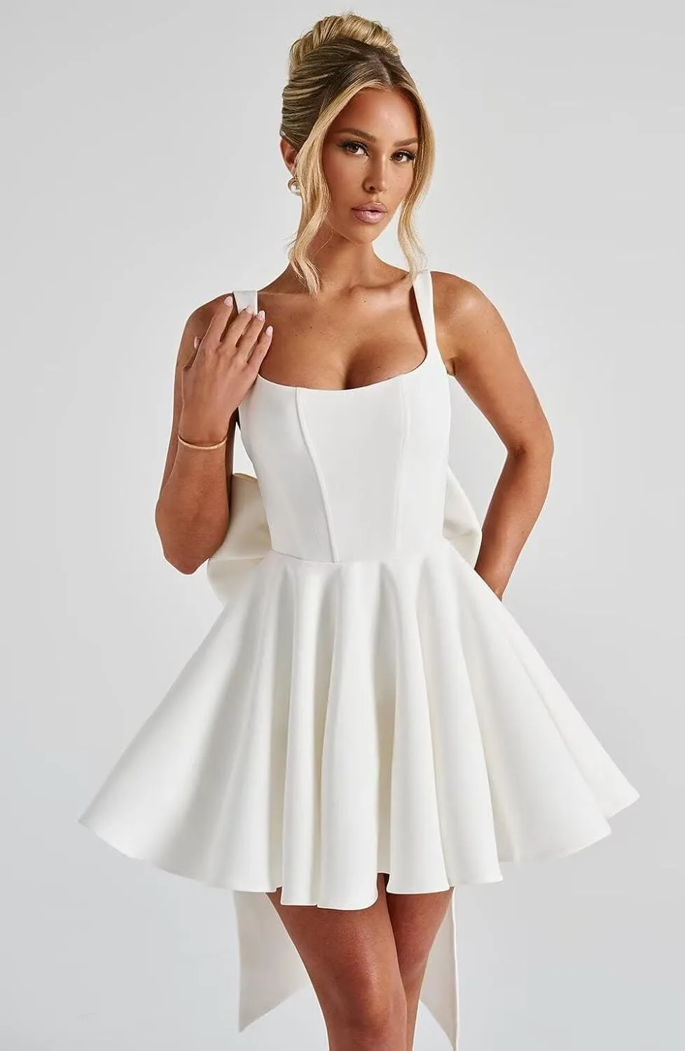 Lace Short Wedding Dresses for Bride Beach Strapless Tulle Mini Tight Bridal Gowns for Wedding