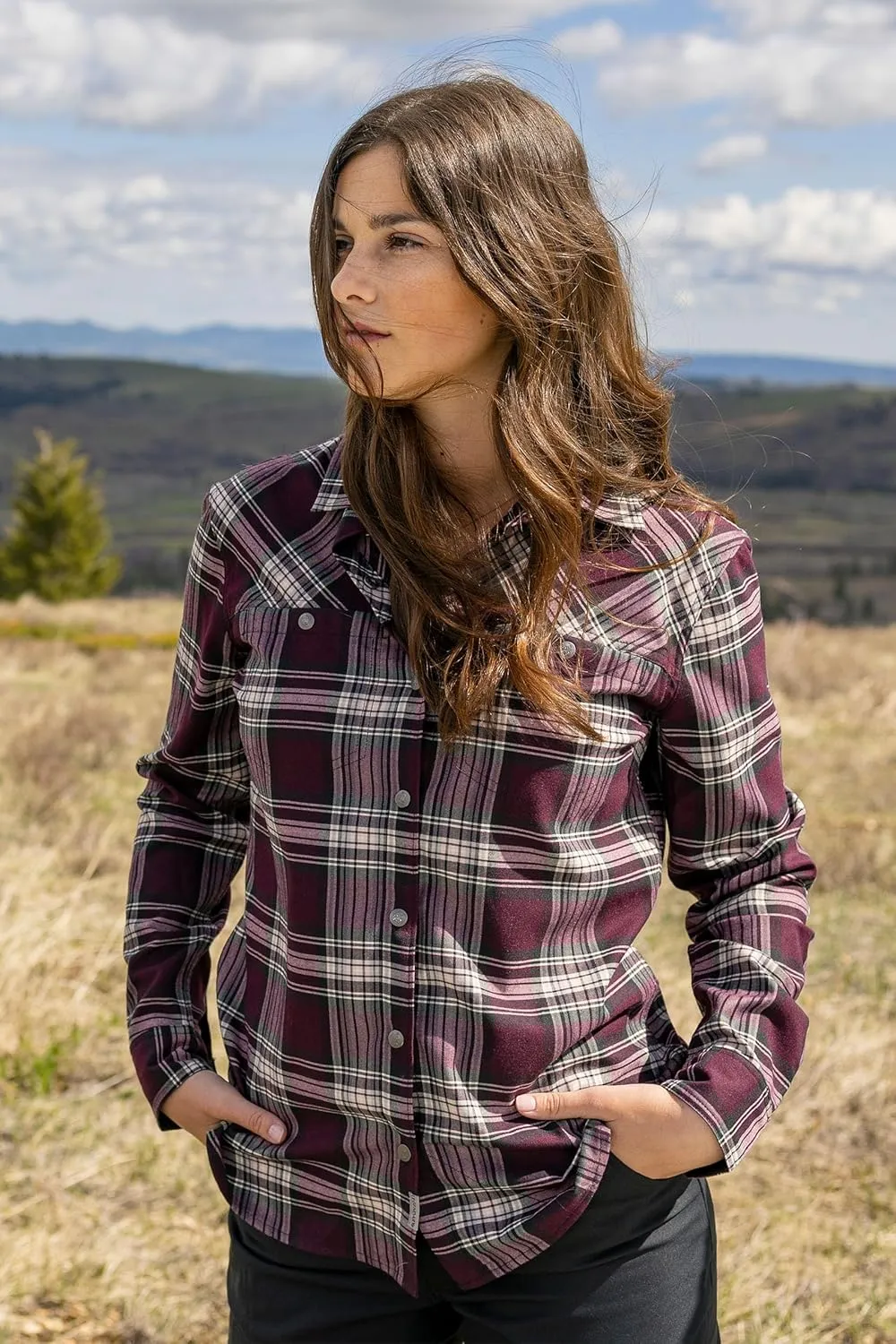 Legendary Whitetails Women's Legendary Outdoors Pathfinder Performance Hiking Pants