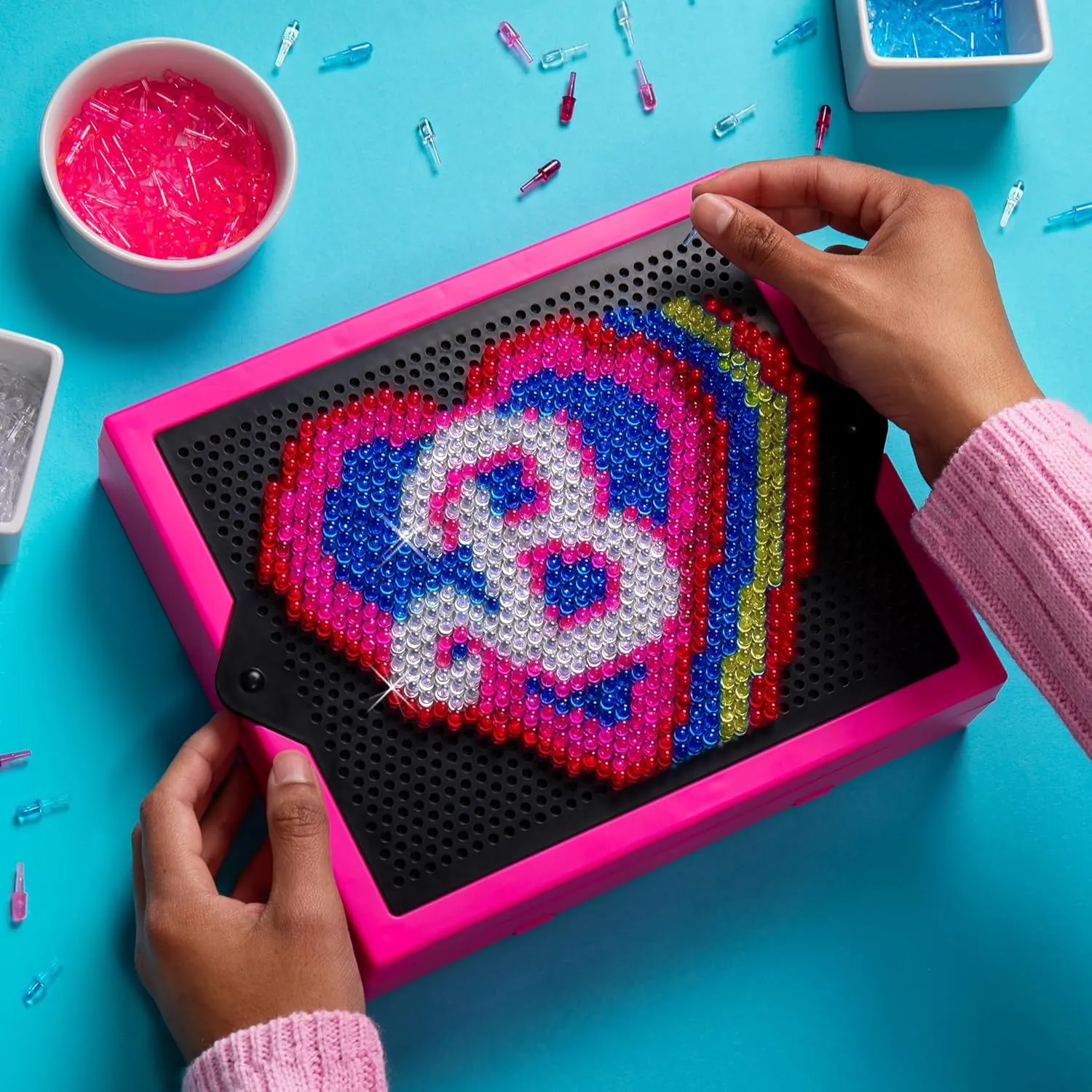 Lite Brite Super Bright HD, Barbie Edition - Creative Retro Light-Up Screen – Educational Play for Children, Enhances Creativity, Gift for Girls and Boys Ages 6 