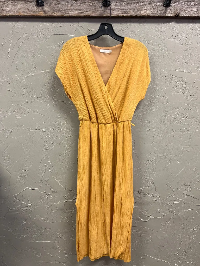 LUSH FAUX WRAP DRESS