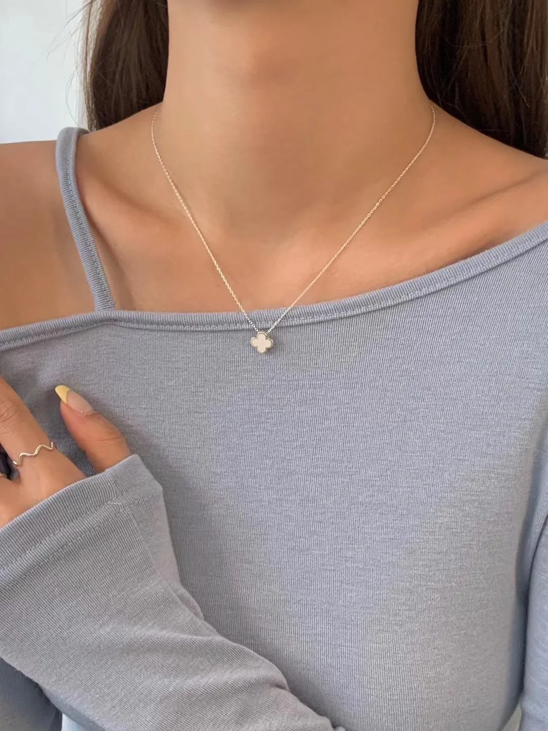 Mini Clover Necklace
