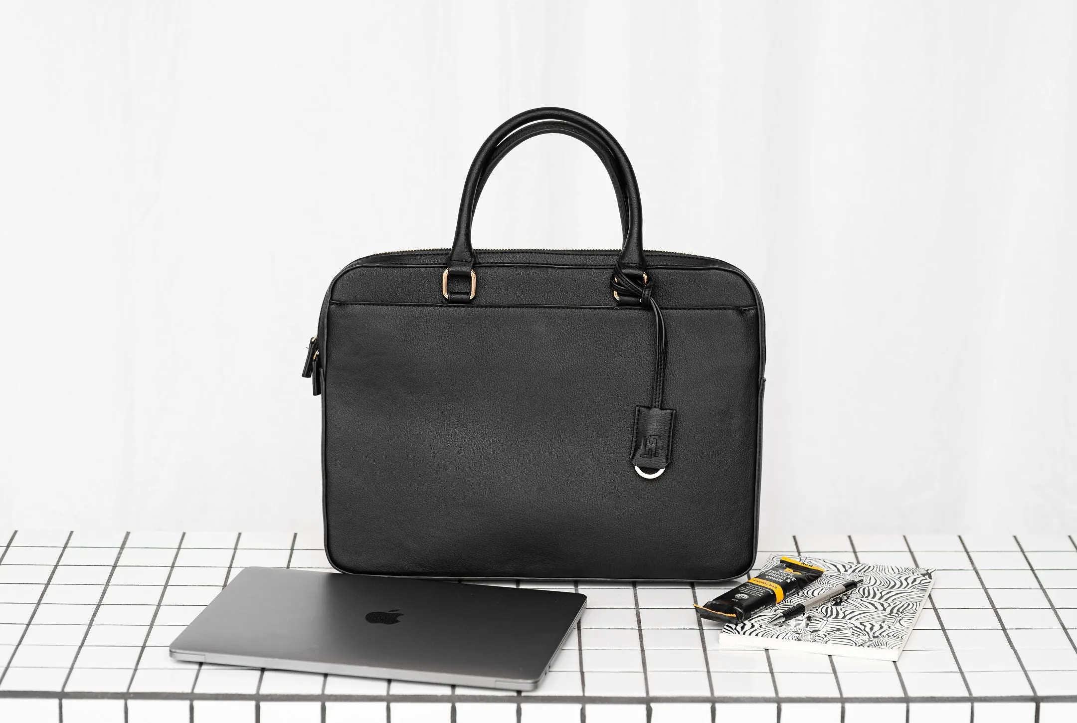 Mosman 15" Laptop Case - Black
