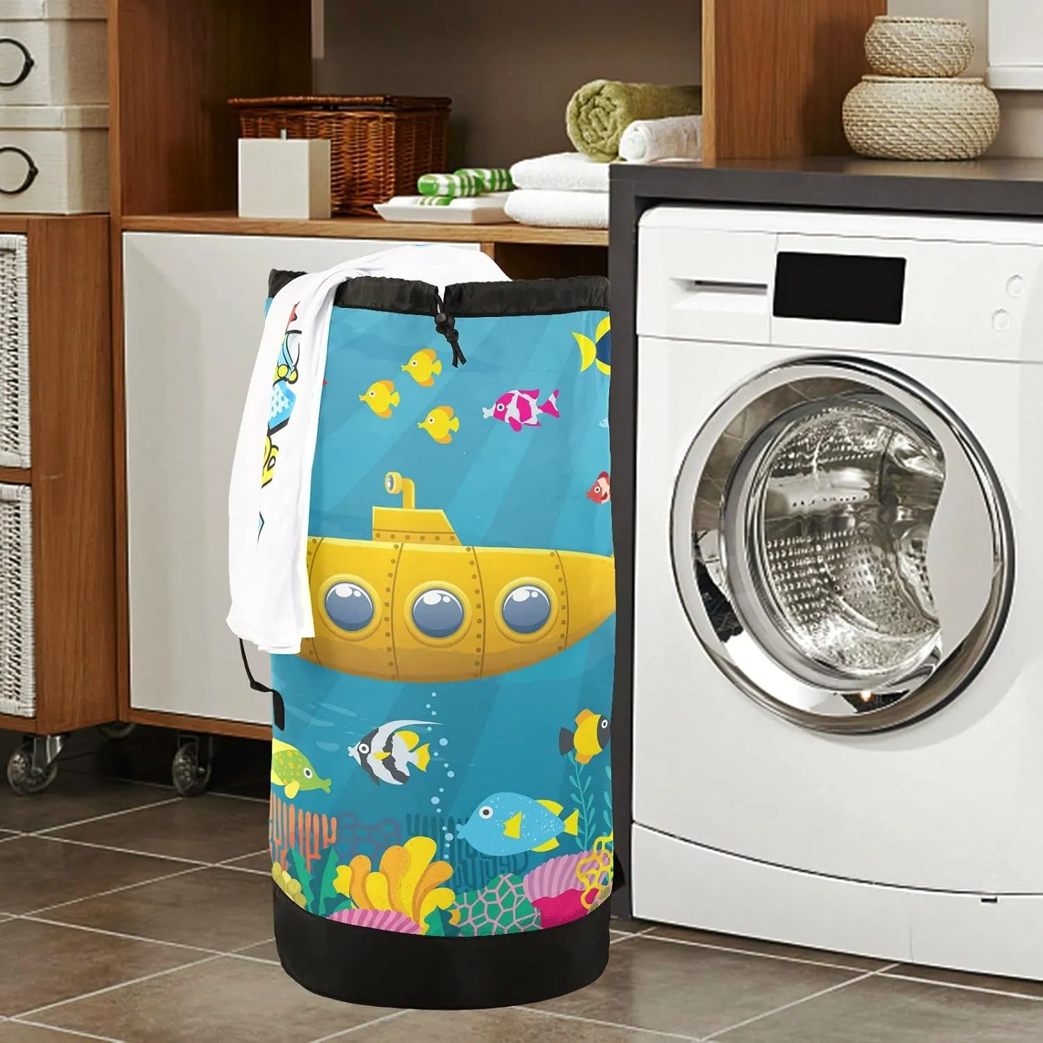 Oyihfvs Colorful Cartoon Yellow Submarine Fishes Underwater Backpack Laundry Bag, Laundry Backpack with Shoulder Straps, Waterproof Nylon Clothes Hamper Bag for Men Women Yoga Backpack