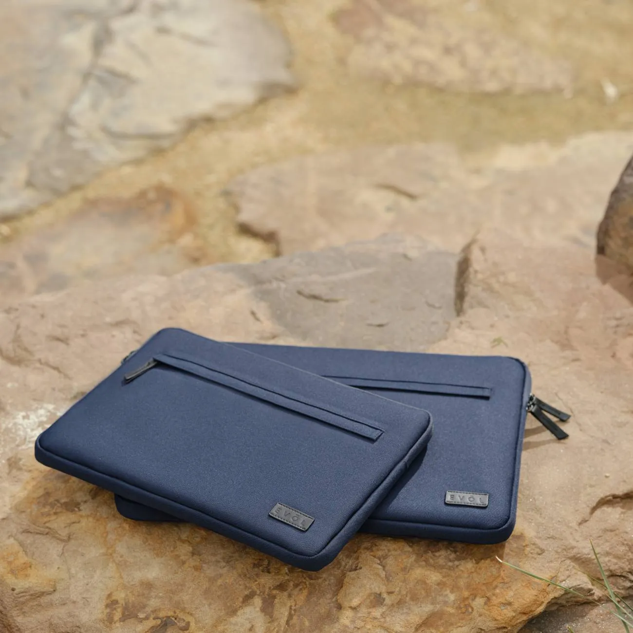 Tech - 13.3-14.1" Laptop Sleeve