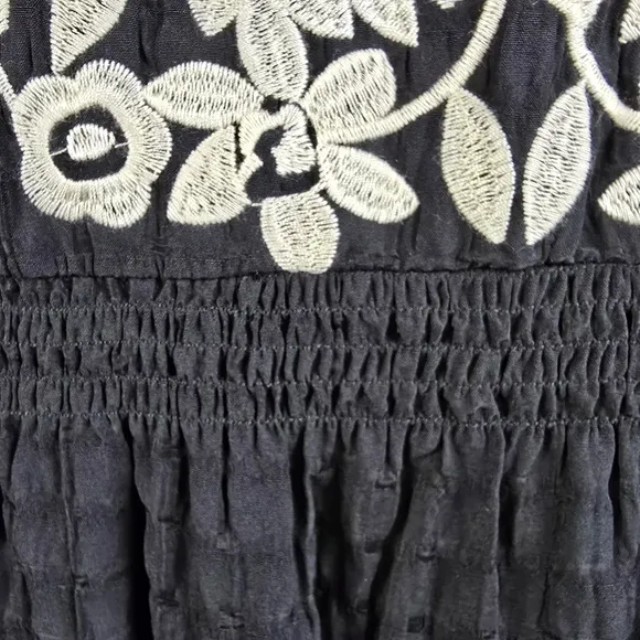 THML Embroidered Black Dress Size Medium NWT
