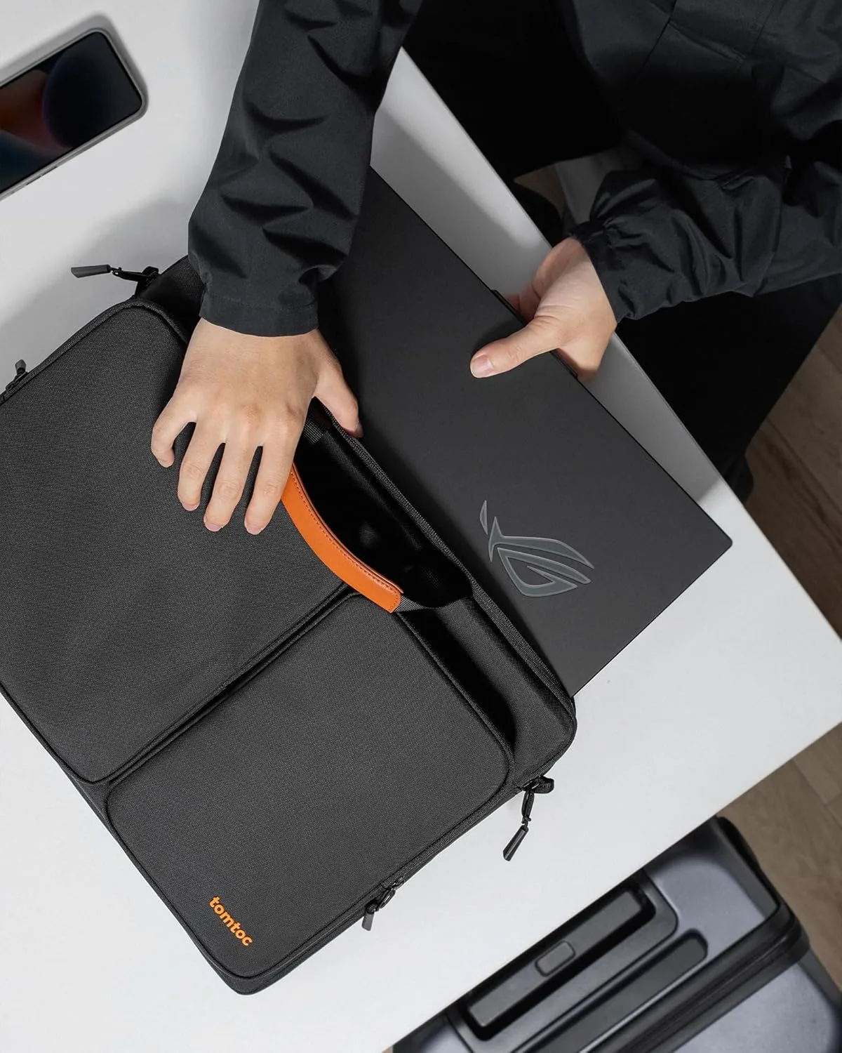 tomtoc 360 Protective Laptop Shoulder Bag compatible with The New Razer Blade Pro 17, HP Envy Laptop 17 Inch, Dell Inspiron 17 3000, ASUS ROG Zephyrus S 17.3 Inch, Notebook Bag with Accessory Pocket