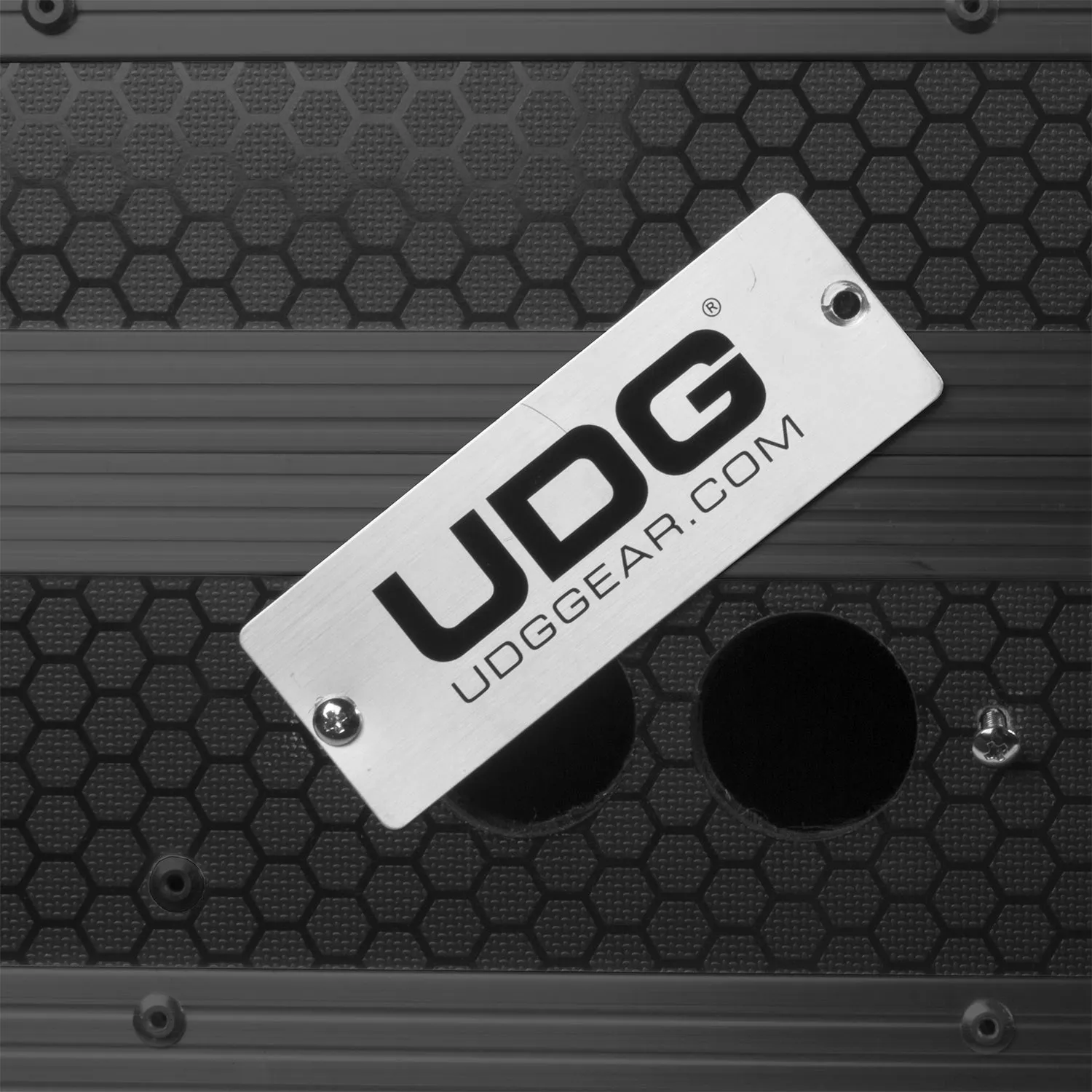 UDG Ultimate Flight Case Rane Performer/ Four Black Plus (Laptop Shelf   Wheels)