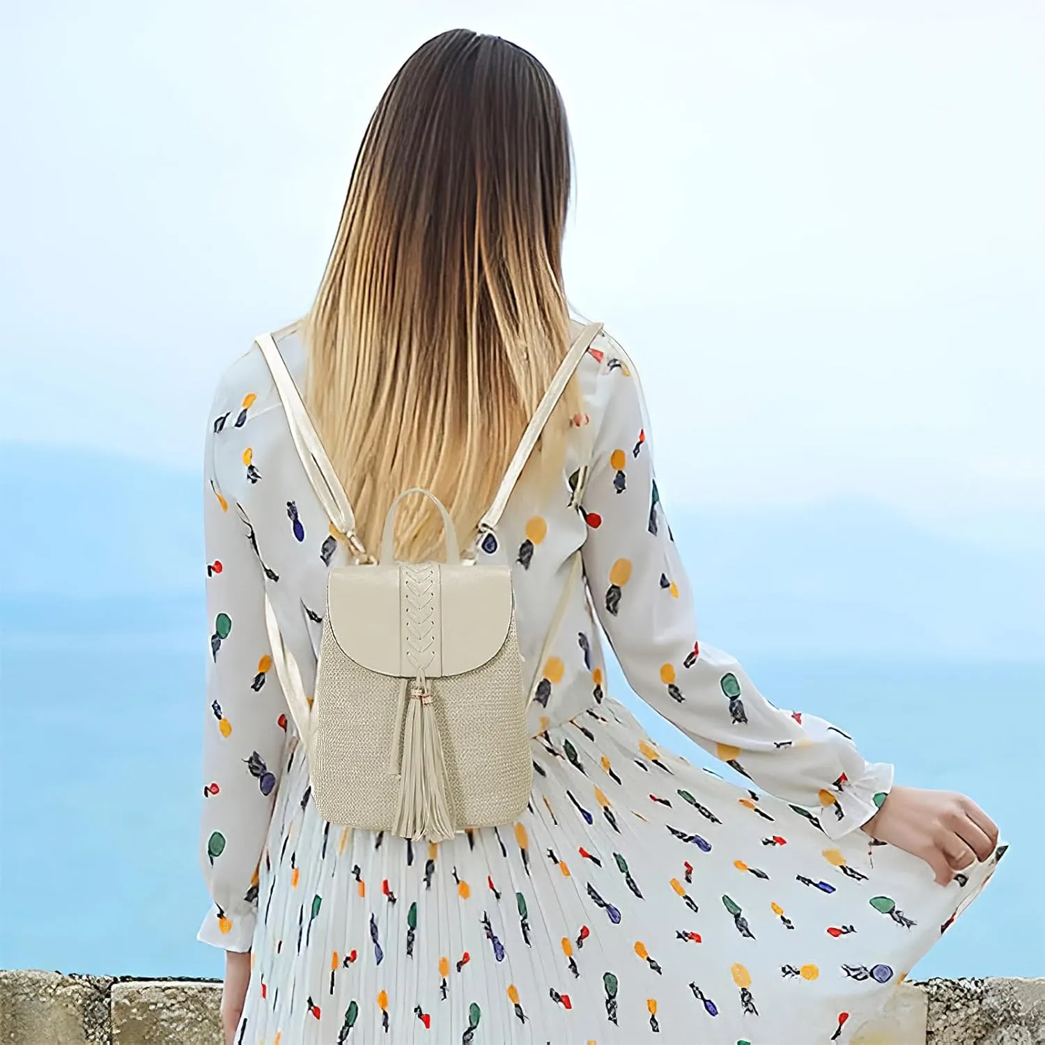 Women Beach Backpacks Purse Small Woven Straw Handmade Daypack Bohemian Style Shoulder Handbag for Casual Beach Holiday Tassel Beige