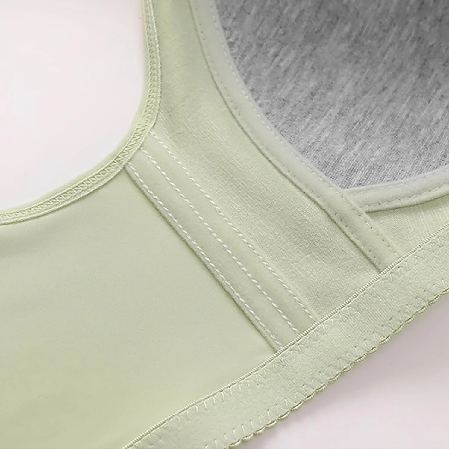 Womens Casual Daily Bras Seamless Full Coverage Breathable Underwear Oversized Front Snap Closure Bra 3 Pcs Outfits